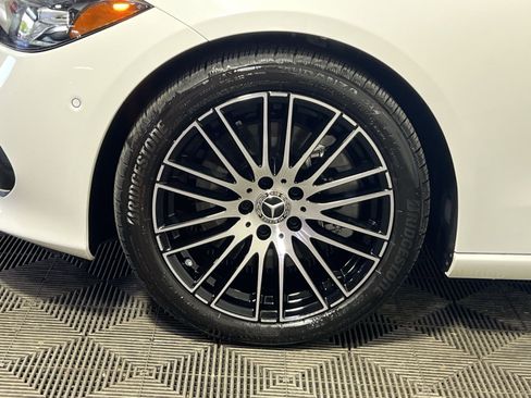 Used 2025 Mercedes-Benz C 300 4MATIC Sedan image 13