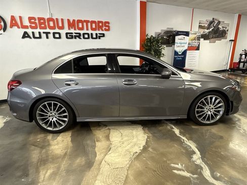 Used 2019 Mercedes-Benz A 220 w/ AMG Line image 8