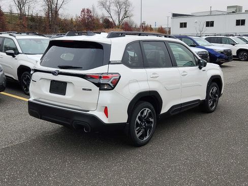 New 2025 Subaru Forester Limited image 4