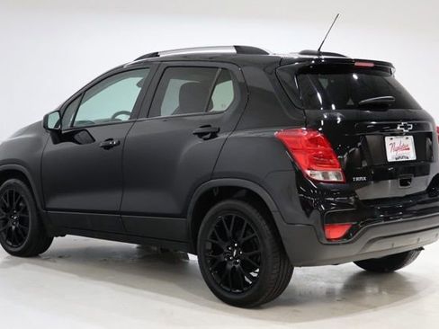 Used 2021 Chevrolet Trax LT w/ Driver Confidence Package FWD image 6