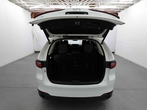 Used 2024 MAZDA CX-90 3.3 Turbo w/ Preferred Plus image 31