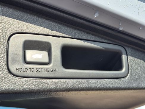 Used 2022 Honda CR-V Touring image 10