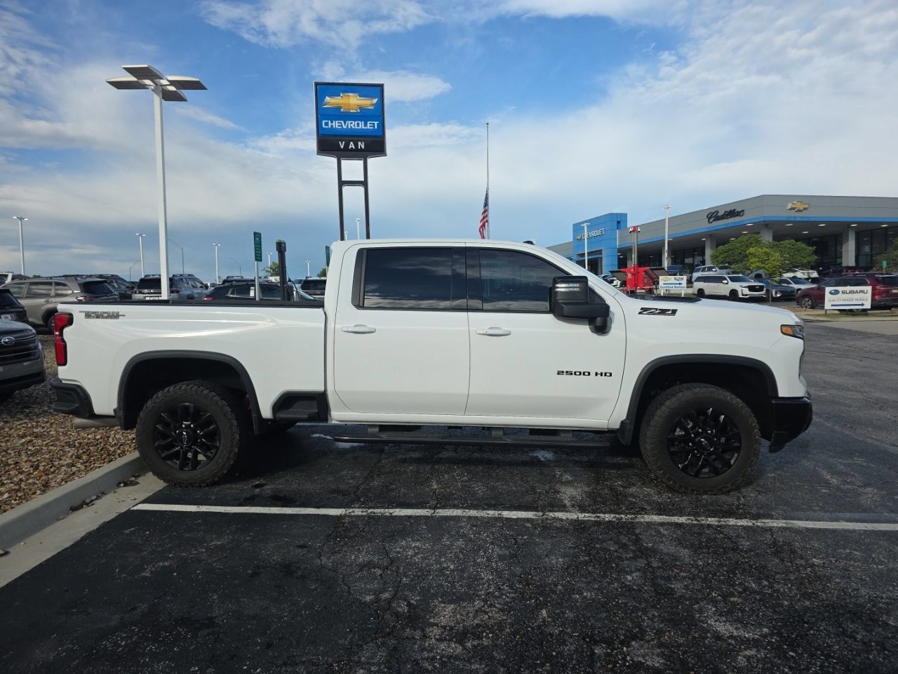 Used 2025 Chevrolet Silverado 2500 LTZ w/ Trail Boss Package AWD/4WD image 4