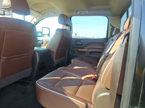 Used 2016 Chevrolet Silverado 2500 High Country image 14