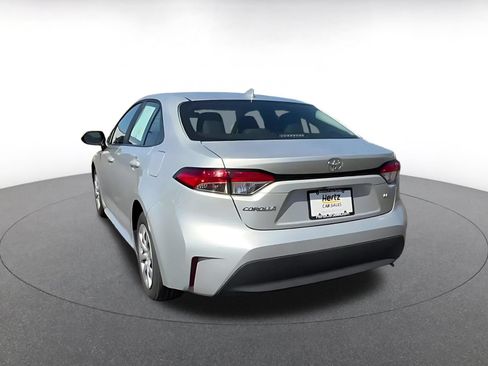 Used 2025 Toyota Corolla LE FWD image 10