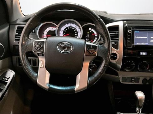 Used 2014 Toyota Tacoma 4x4 Double Cab image 9