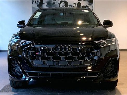 New 2026 Audi SQ8 Prestige AWD/4WD image 5