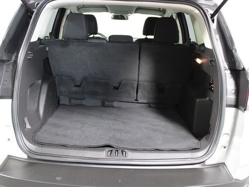 Used 2017 Ford Escape SE FWD image 21