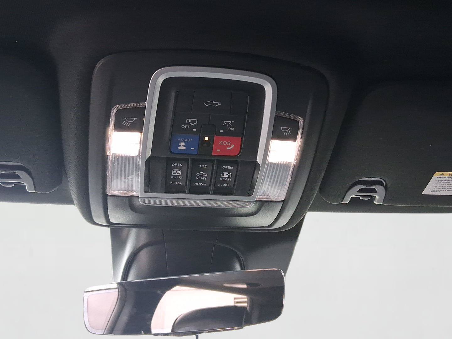Used 2023 RAM 3500 Limited AWD/4WD image 21