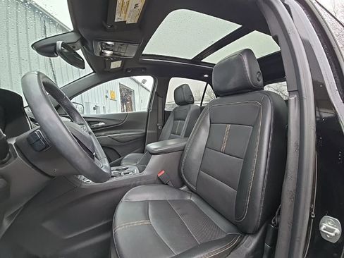 Used 2023 Chevrolet Equinox Premier image 15