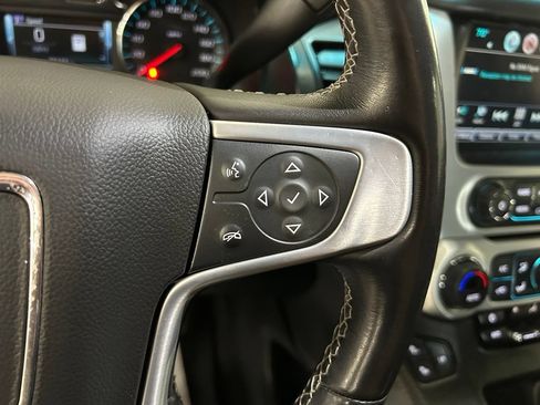 Used 2020 GMC Yukon SLT AWD/4WD image 32