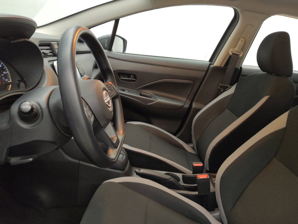 Used 2025 Nissan Versa S FWD image 17