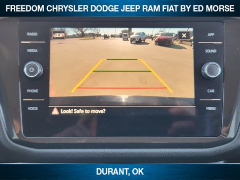 Used 2024 Volkswagen Tiguan SE image 15