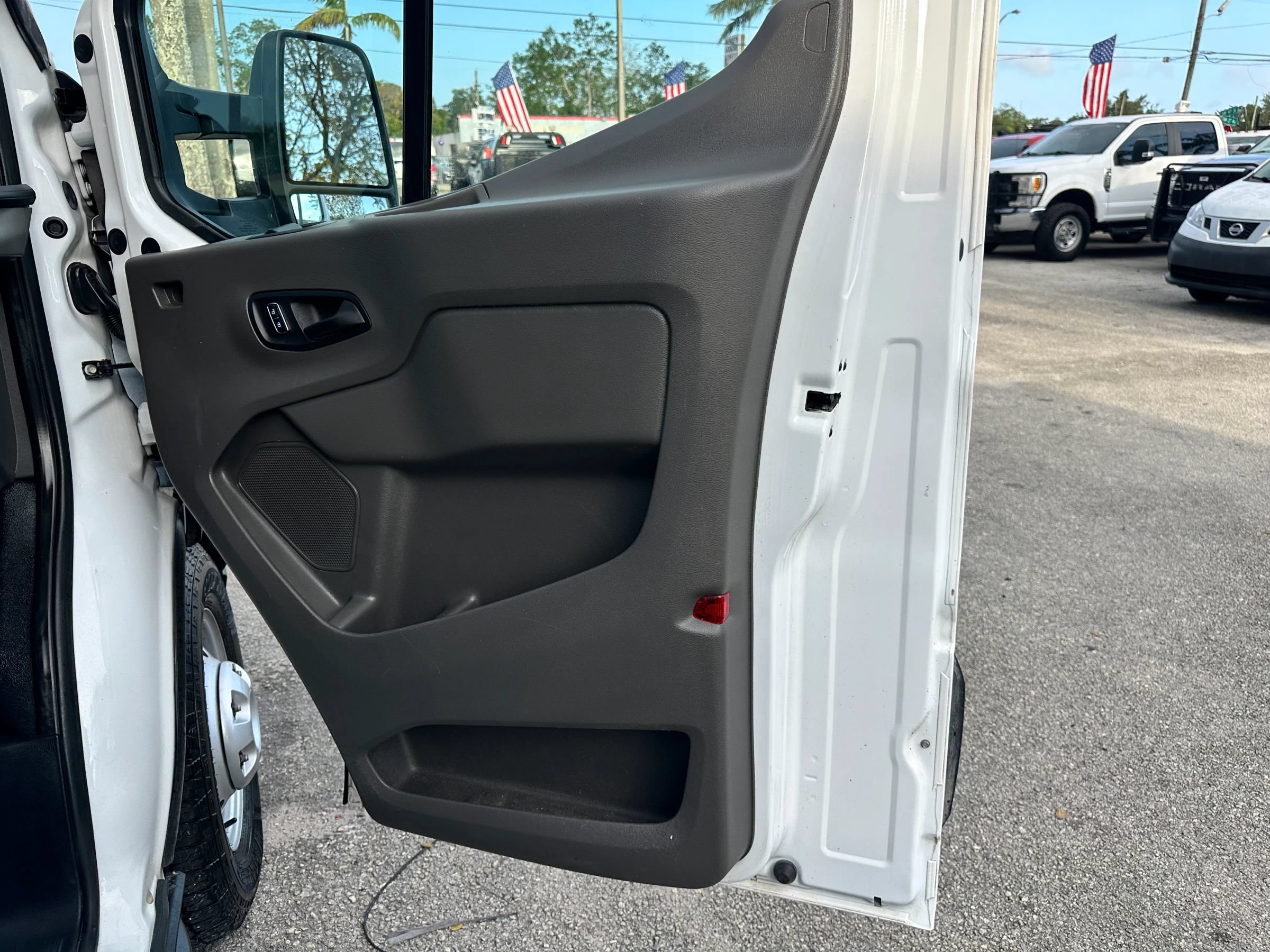 Used 2022 Ford Transit 350 Medium Roof w/ Upfitter Package RWD image 14