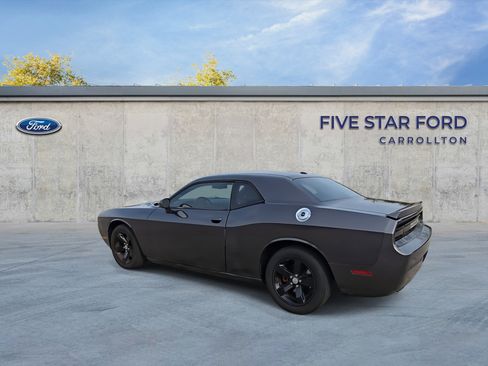 Used 2013 Dodge Challenger R/T Plus image 7