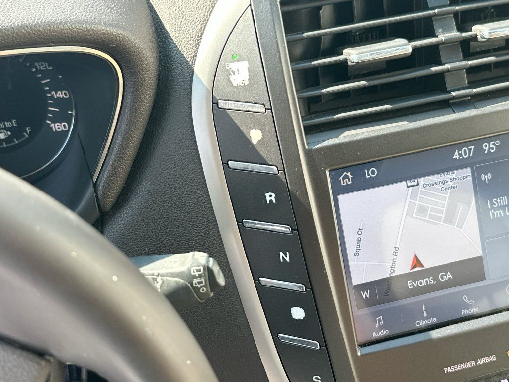 Used 2017 Lincoln MKC Reserve FWD image 22