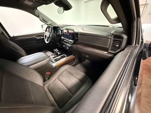 Used 2023 GMC Sierra 1500 Elevation w/ Preferred Package image 60