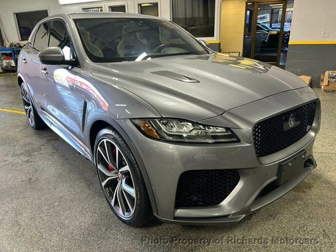Used 2020 Jaguar F-PACE SVR image 9