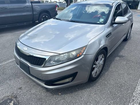 Used 2013 Kia Optima LX FWD image 1