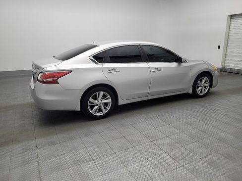 Used 2015 Nissan Altima 2.5 SV FWD image 10