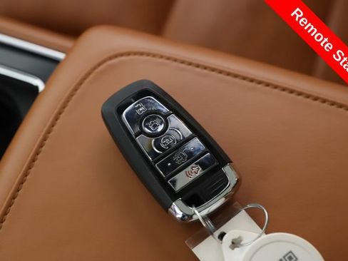 Used 2022 Lincoln Aviator Black Label w/ Dynamic Handling Package AWD/4WD image 3