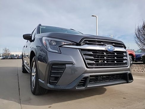 Certified 2024 Subaru Ascent Premium w/ Convenience Package image 4