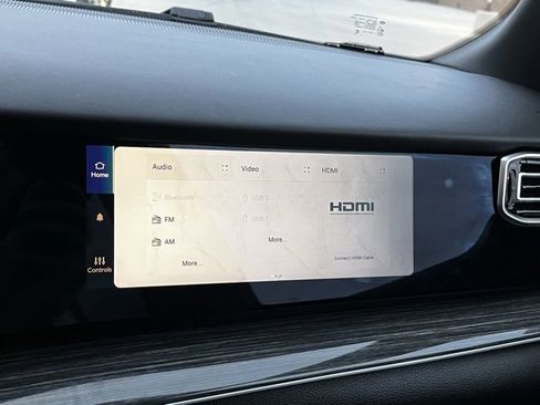 Used 2022 Jeep Wagoneer Series III w/ Premium Group I image 28