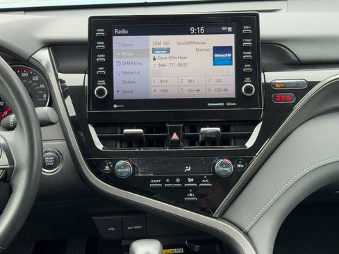 Used 2024 Toyota Camry XSE FWD image 15