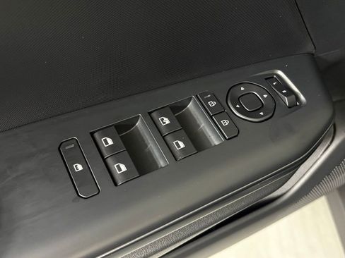 New 2026 Kia K4 FWD image 15