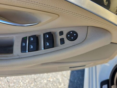 Used 2012 BMW 550i 550i image 21