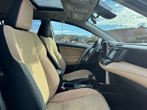 Used 2018 Toyota RAV4 XLE image 20