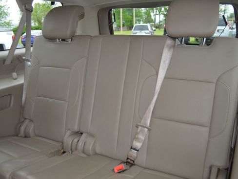 Used 2015 Chevrolet Suburban LTZ AWD/4WD image 22
