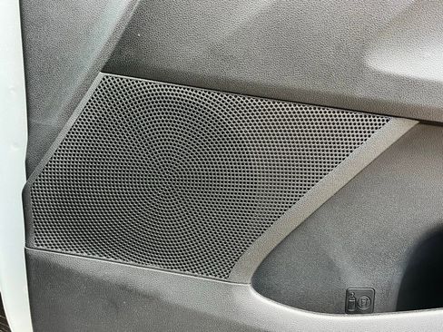 New 2026 Kia Sorento LX FWD image 24