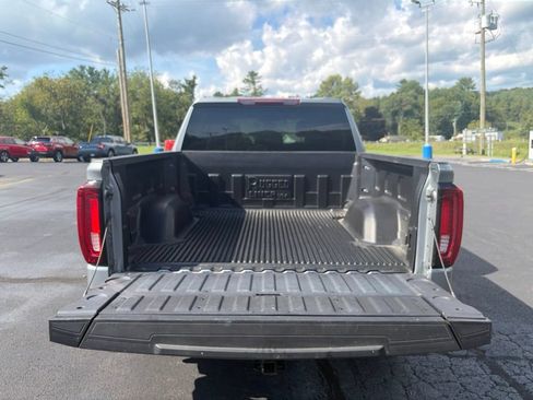 Used 2025 GMC Sierra 1500 SLT AWD/4WD image 33