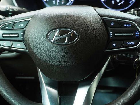 Used 2019 Hyundai Santa Fe SE AWD/4WD image 16