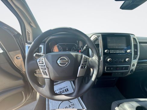 Used 2021 Nissan Titan SV w/ Accessory Utility Package RWD image 16