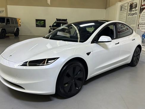 Used 2025 Tesla Model 3 Long Range RWD image 7