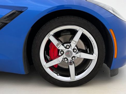 Used 2014 Chevrolet Corvette Base w/ 2LT Preferred Equipment Group image 32