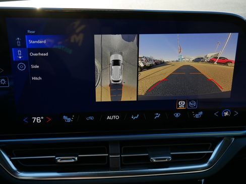 New 2026 Chevrolet Equinox EV LT image 10