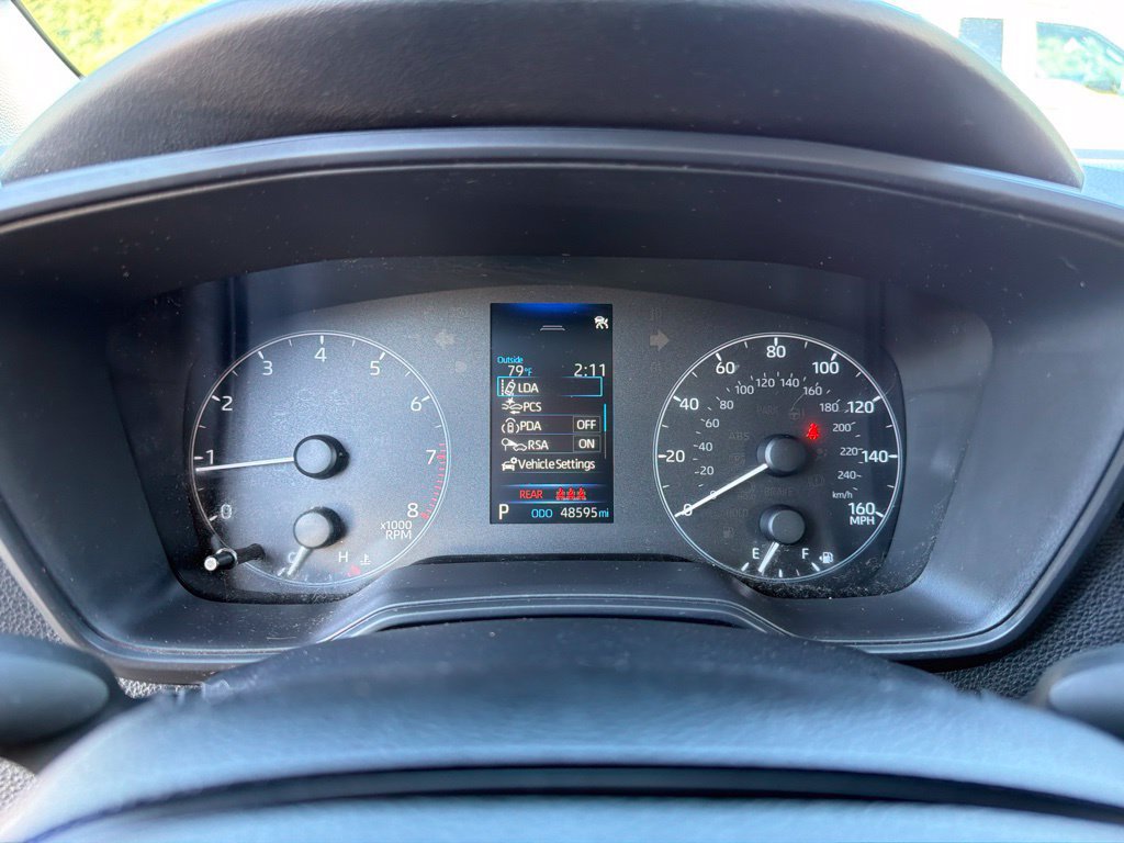 Used 2023 Toyota Corolla LE FWD image 9