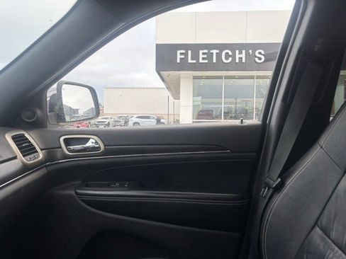 Used 2014 Jeep Grand Cherokee Limited image 15
