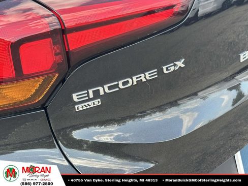 Certified 2024 Buick Encore GX Preferred w/ Comfort Package AWD/4WD image 9