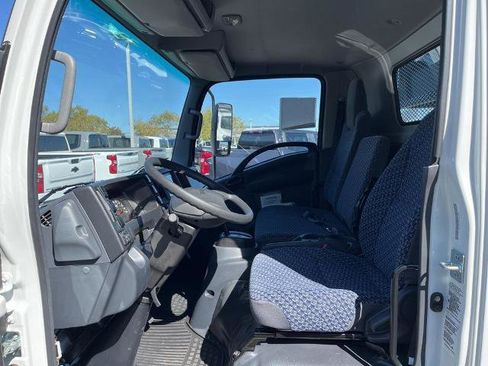 New 2025 Chevrolet Low Cab Forward image 10