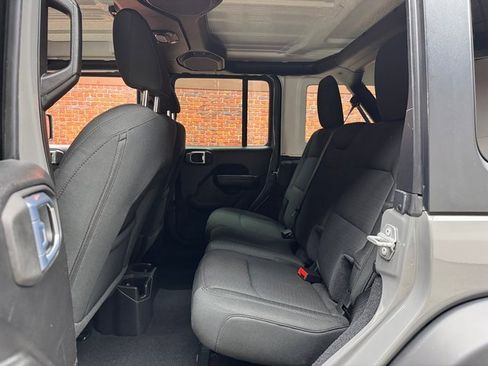 Used 2021 Jeep Wrangler Unlimited Sport image 25