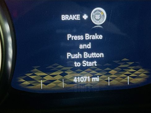 Used 2023 Jeep Wrangler Sahara image 18