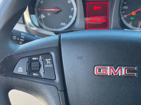 Used 2017 GMC Terrain SLE image 19