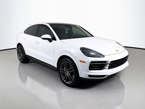 Certified 2022 Porsche Cayenne Coupe image 7