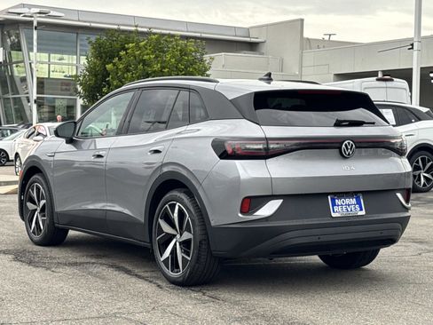 New 2025 Volkswagen ID.4 Pro S image 3