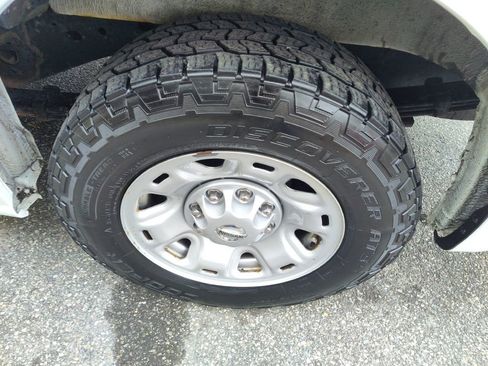 Used 2020 Nissan NV 2500 SV w/ Navigation Package image 22