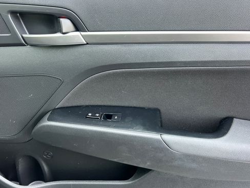 Used 2019 Hyundai Elantra Value Edition w/ Cargo Package FWD image 17